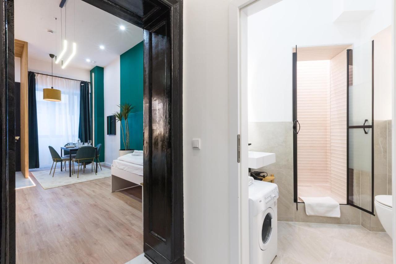 Hevals Spa & Design Apartment Berlin Exterior photo